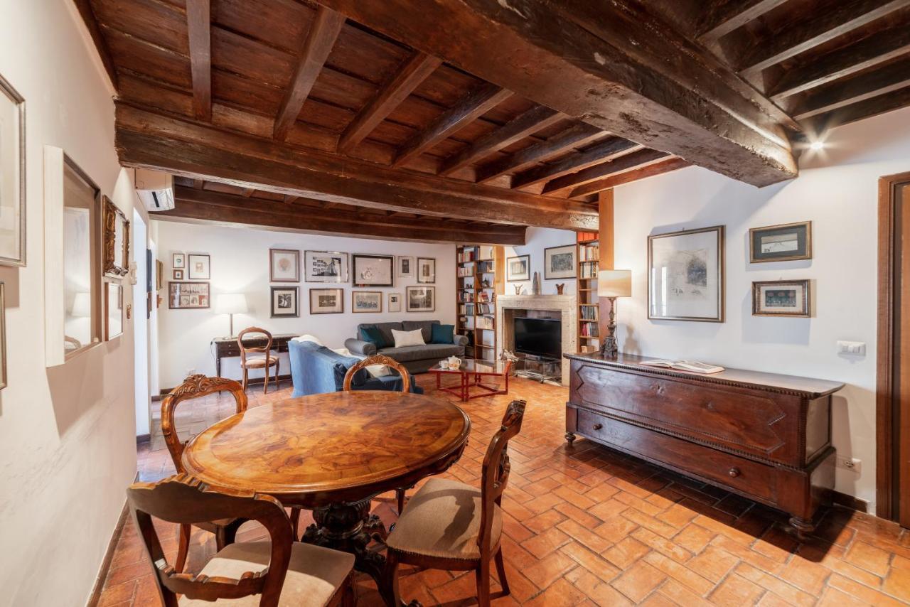 Apartamento Domus Quiritum Charming, D'epoca A Campo De' Fiori *