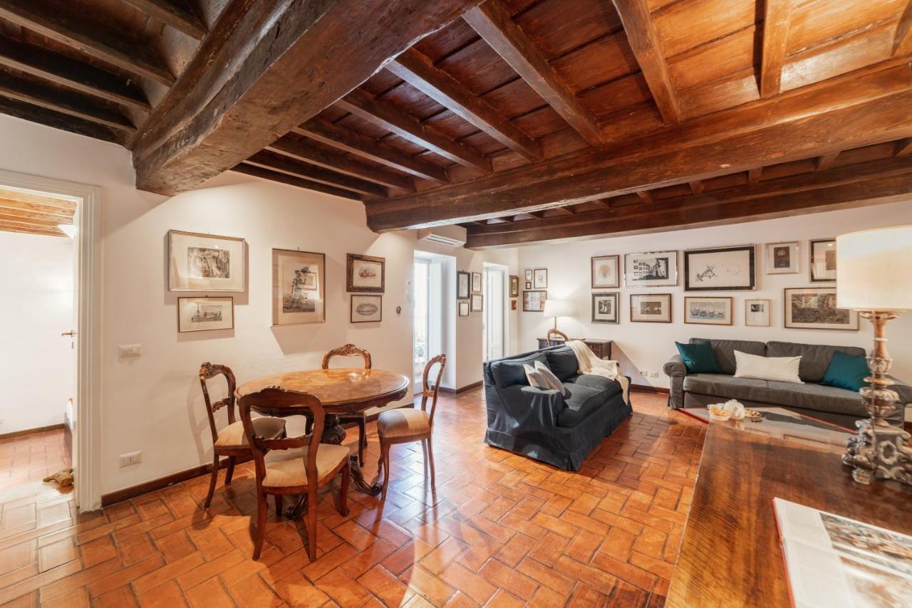 Domus Quiritum Charming, D'epoca A Campo De' Fiori Apartamento